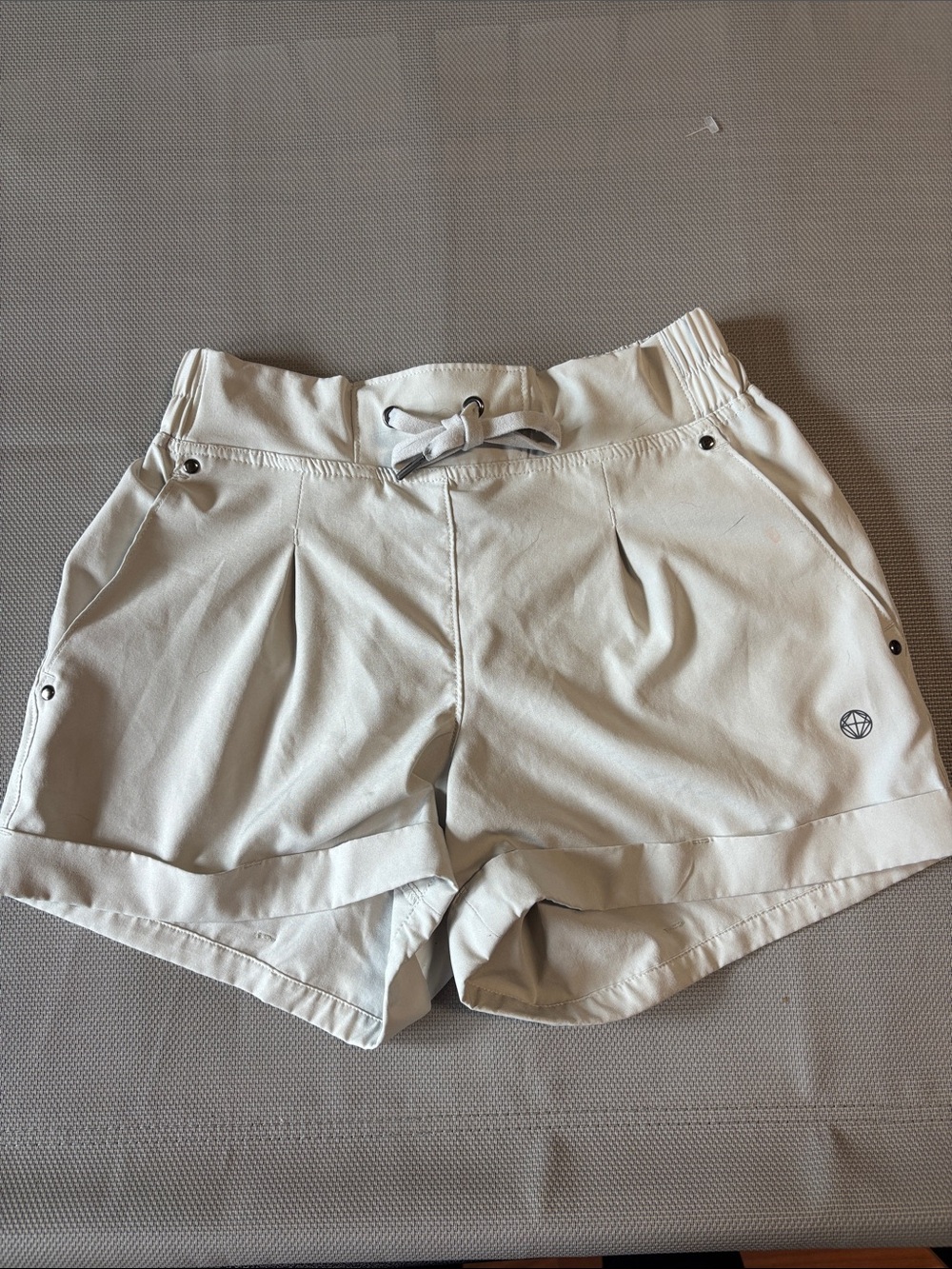 Mondetta outdoor project Light Cream golf Shorts sz XS EUC